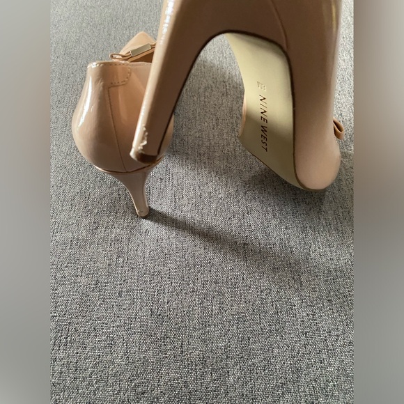 Nine West - Picture 4 of 5